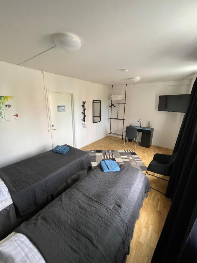 Dentas Hotell Raivi Hoting Bagian luar foto